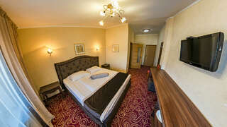 Гостиница Шторм Лазаревское 2х-местный "однокомнатный" "Без определенного вида" с балконом-1